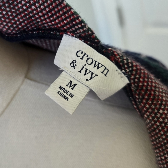 Crown & Ivy | Medium | Plaid Drop Shoulder Cuffed Sleeve Cardigan - Picture 9 of 11